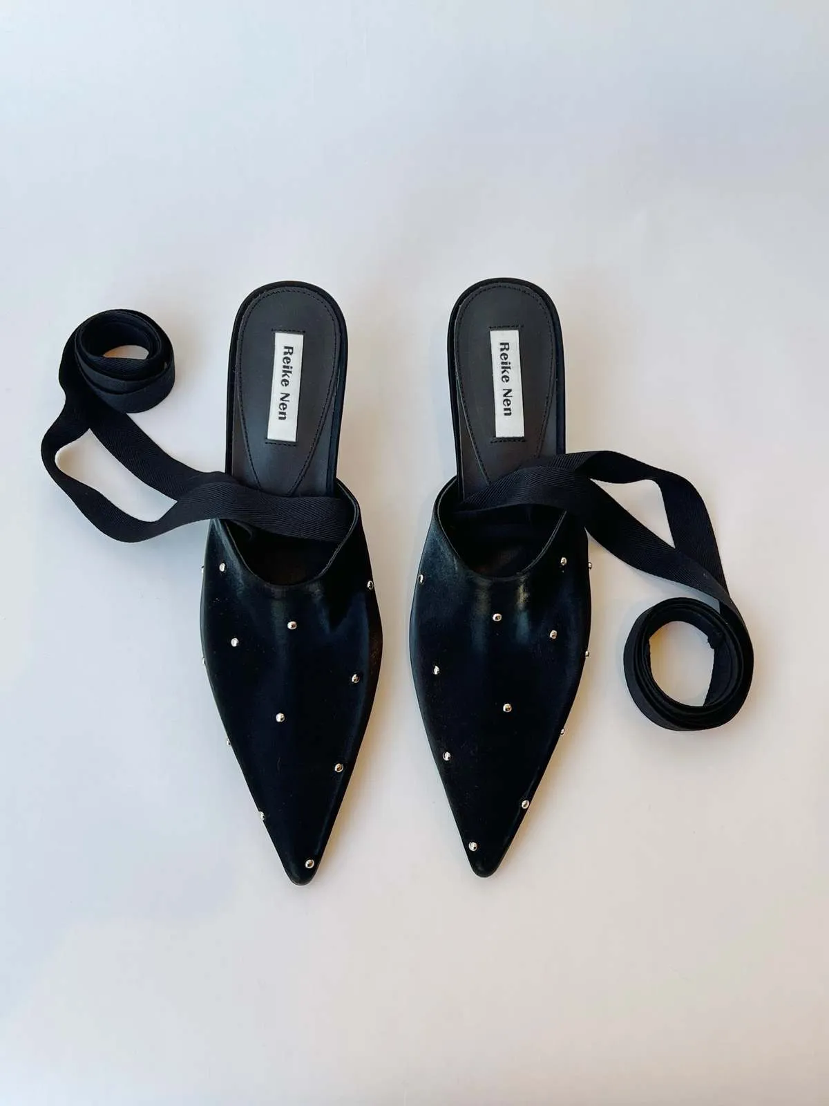 Byul Ribbon Mules