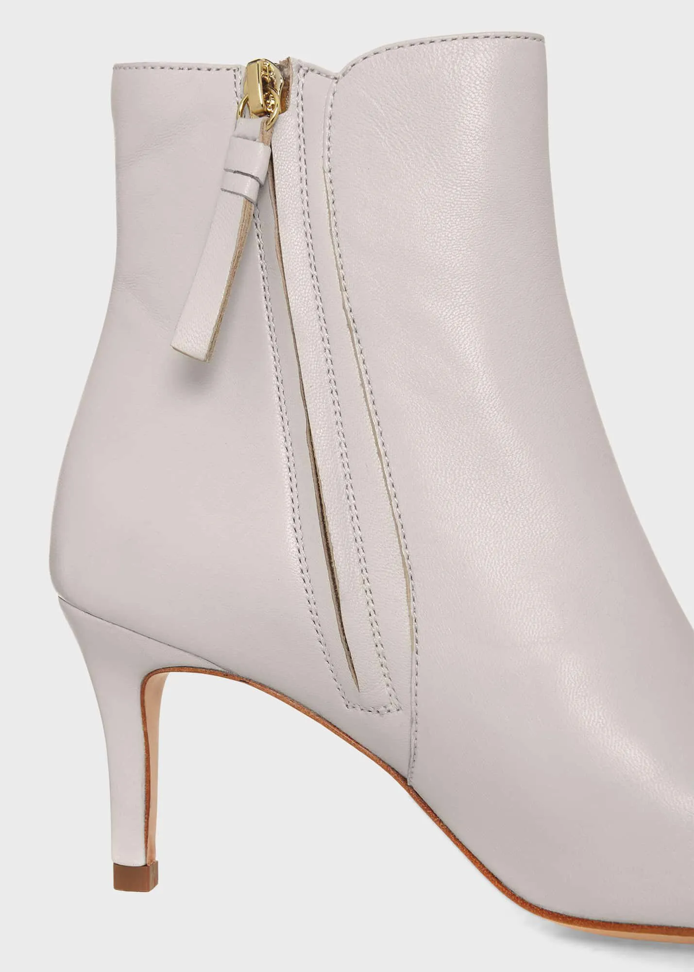 Elida Ankle Boots 