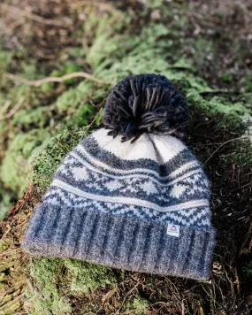 Lodge Recycled Bobble Hat - Black