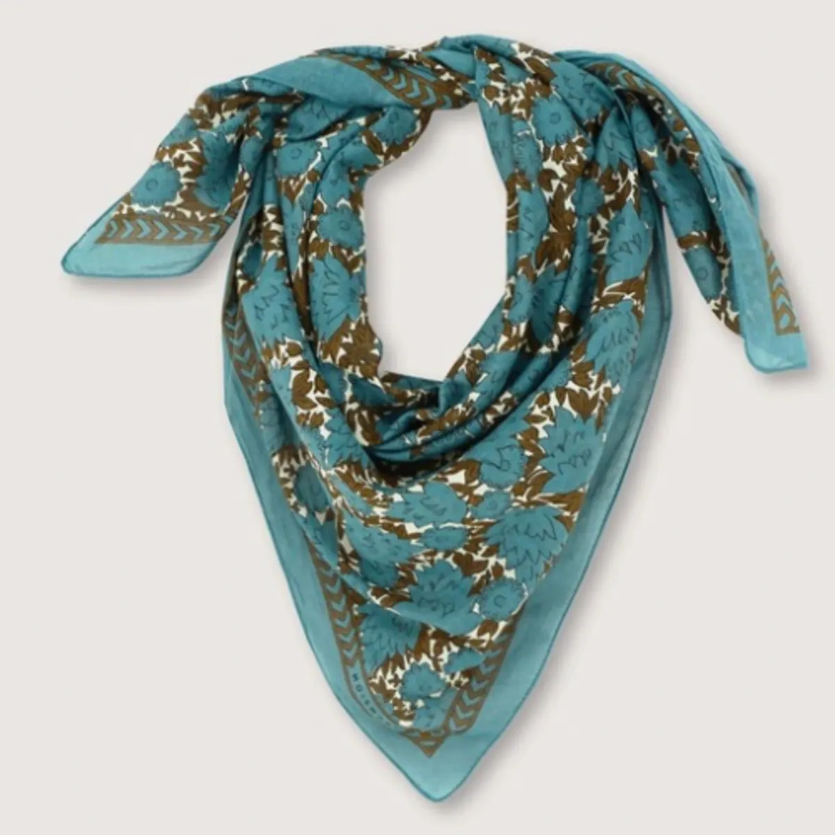 Moismont Scarf No. 680