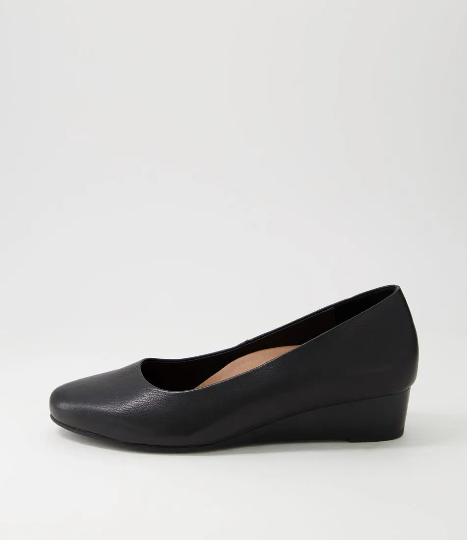 SUPERSOFT Gracies Black Leather Wedges