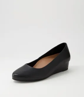 SUPERSOFT Gracies Black Leather Wedges